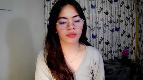 Snapshot of sofia_ava24 chatting on January 2025 04:33:01 AM Chady online show from January 2025 04:33:01 AM