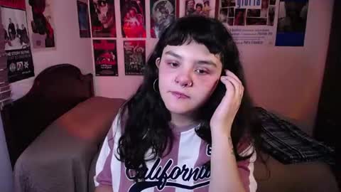 Snapshot of sofia_coolle chatting on June 2026 02:21:01 PM Sofi online show from June 2026 02:21:01 PM