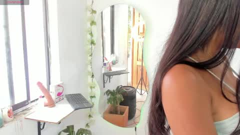 Snapshot of sofia_gold_ chatting on May 2026 02:03:01 PM sofia online show from May 2026 02:03:01 PM