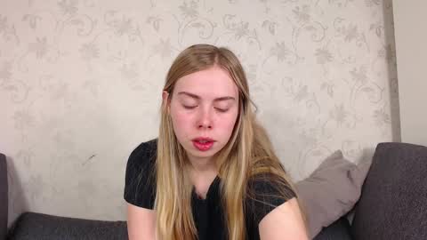 Snapshot of sofia_here chatting on April 2026 12:06:01 AM Sofia here online show from April 2026 12:06:01 AM