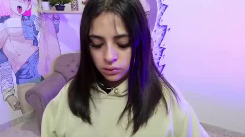 Snapshot of sofia_lara28 chatting on June 2026 01:02:01 PM sofia_lara28 online show from June 2026 01:02:01 PM