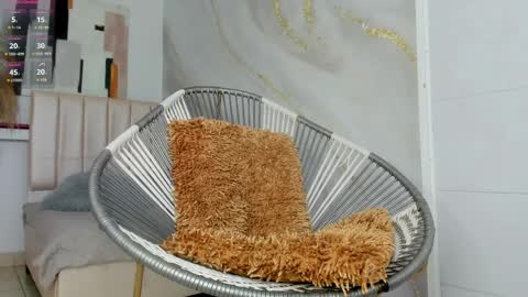 Sofi  online show from April 2026 07:22:01 PM