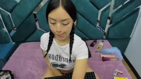 Snapshot of sofia_mirandaa chatting on June 2026 03:27:01 PM sofia miranda online show from June 2026 03:27:01 PM