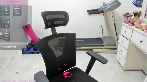 sofia_new online show from February 2026 02:36:01 PM