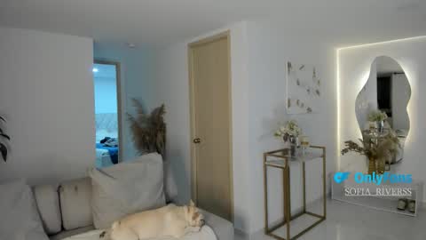 sofia_rivers_ online show from November 2025 11:58:02 PM