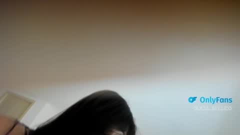 sofia_rivers_ online show from November 2025 12:21:02 AM