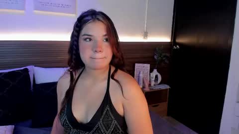 Snapshot of sofia_smithh_ chatting on May 2026 07:34:01 PM Sofia online show from May 2026 07:34:01 PM