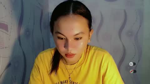 sofia_sweetheart18 online show from February 2026 04:33:01 PM
