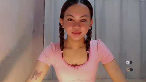 Snapshot of sofia_sweetheart18 chatting on July 2026 01:09:01 AM sofia_sweetheart18 online show from July 2026 01:09:01 AM
