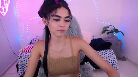 Snapshot of sofia_tgn chatting on May 2026 07:19:02 PM sofia_tgn online show from May 2026 07:19:02 PM