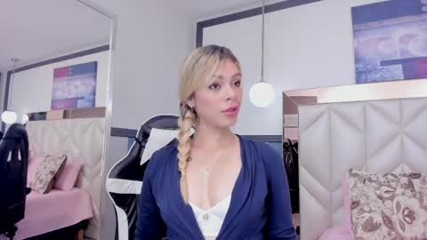 Sofia online show from April 2026 07:16:01 PM