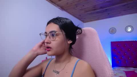 Sofia online show from November 2025 09:28:02 AM