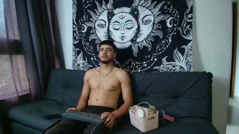 sofiablossom22 online show from April 2026 09:21:02 PM