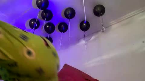 Snapshot of sofiacandy17 chatting on December 2024 05:02:01 PM Danna Sofia online show from December 2024 05:02:01 PM