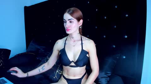 Snapshot of sofiacarter__ chatting on January 2025 11:08:01 PM SofiaCarter online show from January 2025 11:08:01 PM