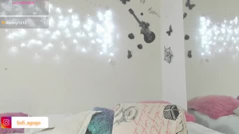 sofiacruz16 online show from February 2025 10:19:01 AM