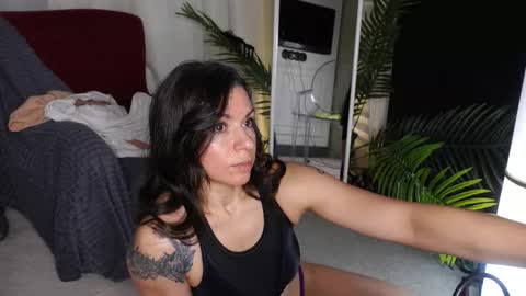 Sofia online show from November 2025 06:35:02 AM