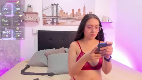 sofialujan_ online show from January 2026 11:40:02 PM