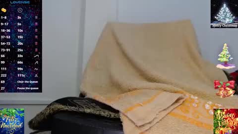 Snapshot of sofiamadisson chatting on December 2024 07:57:02 PM Sofia Madisson online show from December 2024 07:57:02 PM