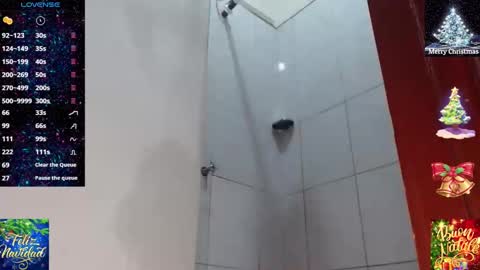 Snapshot of sofiamadisson chatting on December 2024 05:40:01 PM Sofia Madisson online show from December 2024 05:40:01 PM