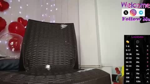 Snapshot of sofiamadisson chatting on February 2025 06:34:02 PM Sofia Madisson online show from February 2025 06:34:02 PM