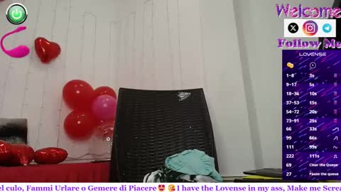 Snapshot of sofiamadisson chatting on February 2025 02:10:01 PM Sofia Madisson online show from February 2025 02:10:01 PM