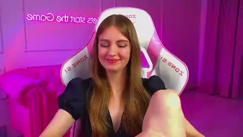 Sofia online show from June 2026 12:32:02 AM