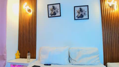   online show from November 2025 10:57:02 PM