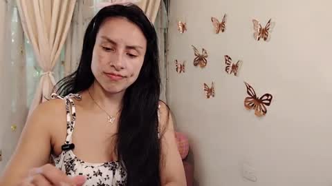 Sofi Bella online show from June 2026 07:14:01 PM