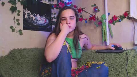 Snapshot of sofiberg chatting on September 2025 10:57:02 PM SofiBerg online show from September 2025 10:57:02 PM