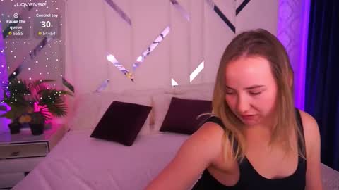 Sofie online show from November 2025 11:59:01 PM