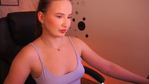 Snapshot of sofiebloom chatting on June 2026 09:57:02 PM Sofie online show from June 2026 09:57:02 PM