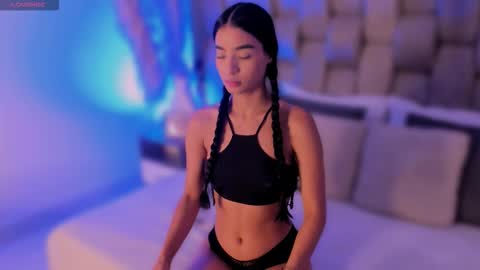  sofie  online show from December 2025 10:18:02 PM