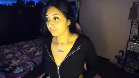 Snapshot of sofii_1219 chatting on April 2026 03:33:02 AM SOFI online show from April 2026 03:33:02 AM
