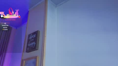 Snapshot of sofii_jones chatting on May 2026 11:14:02 PM sofii_jones online show from May 2026 11:14:02 PM