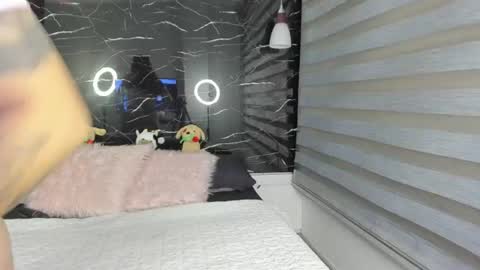Snapshot of sofiia_rubb chatting on June 2026 04:04:01 AM Sofia online show from June 2026 04:04:01 AM