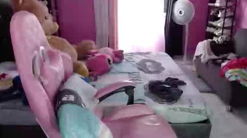 sofia Dreams online show from February 2026 07:43:01 PM