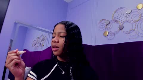 sofiifox online show from January 2025 11:37:01 AM
