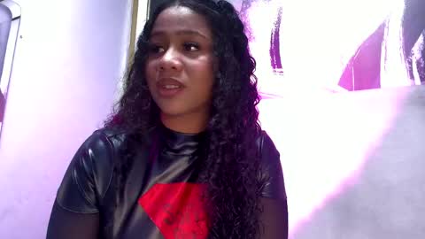 sofiifox online show from April 2026 04:04:01 AM