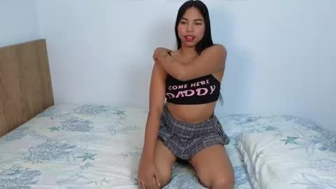 Snapshot of sofimiel chatting on May 2026 10:27:02 PM Sofa online show from May 2026 10:27:02 PM