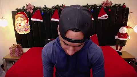 Cam and Amy online show from December 2025 08:24:02 PM