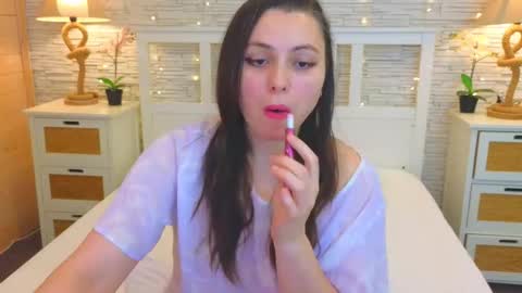 Snapshot of soft_lilly chatting on February 2026 06:40:02 AM Lilly online show from February 2026 06:40:02 AM