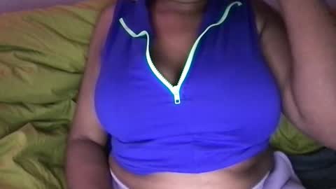 Jade online show from December 2025 04:08:01 AM