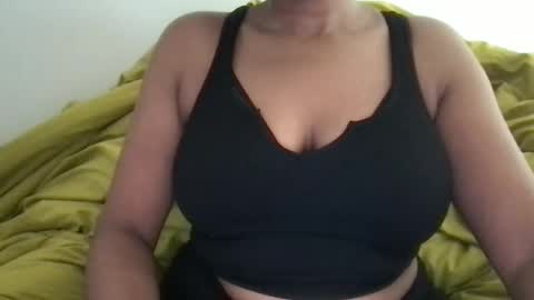 Jade online show from February 2026 07:28:01 PM