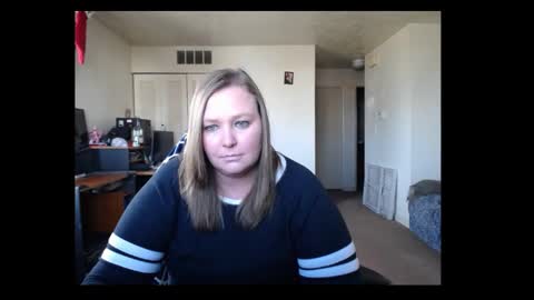 Snapshot of softerpeaches chatting on December 2024 08:07:02 PM Rose online show from December 2024 08:07:02 PM