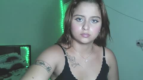 softmelodyx online show from December 2025 08:37:02 PM