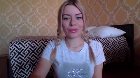 Snapshot of softy_aura chatting on May 2026 01:41:02 PM softy_aura online show from May 2026 01:41:02 PM