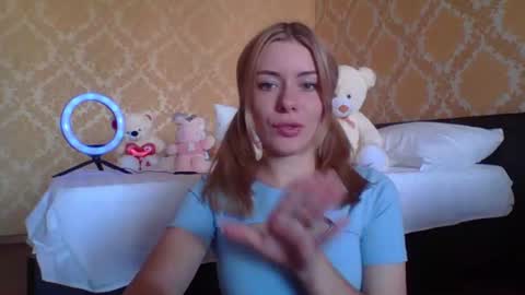Snapshot of softy_aura chatting on June 2026 10:36:01 AM softy_aura online show from June 2026 10:36:01 AM