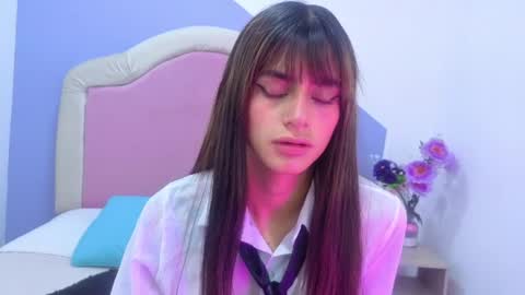 sofy_durand online show from April 2026 12:00:02 PM