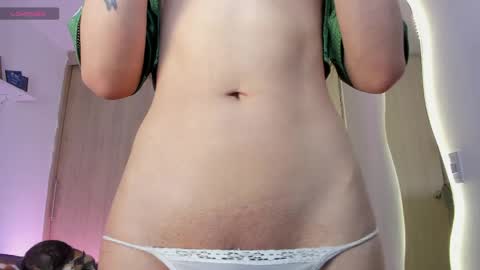 Snapshot of sofy_sofy chatting on June 2026 06:09:01 AM sofy_sofy online show from June 2026 06:09:01 AM